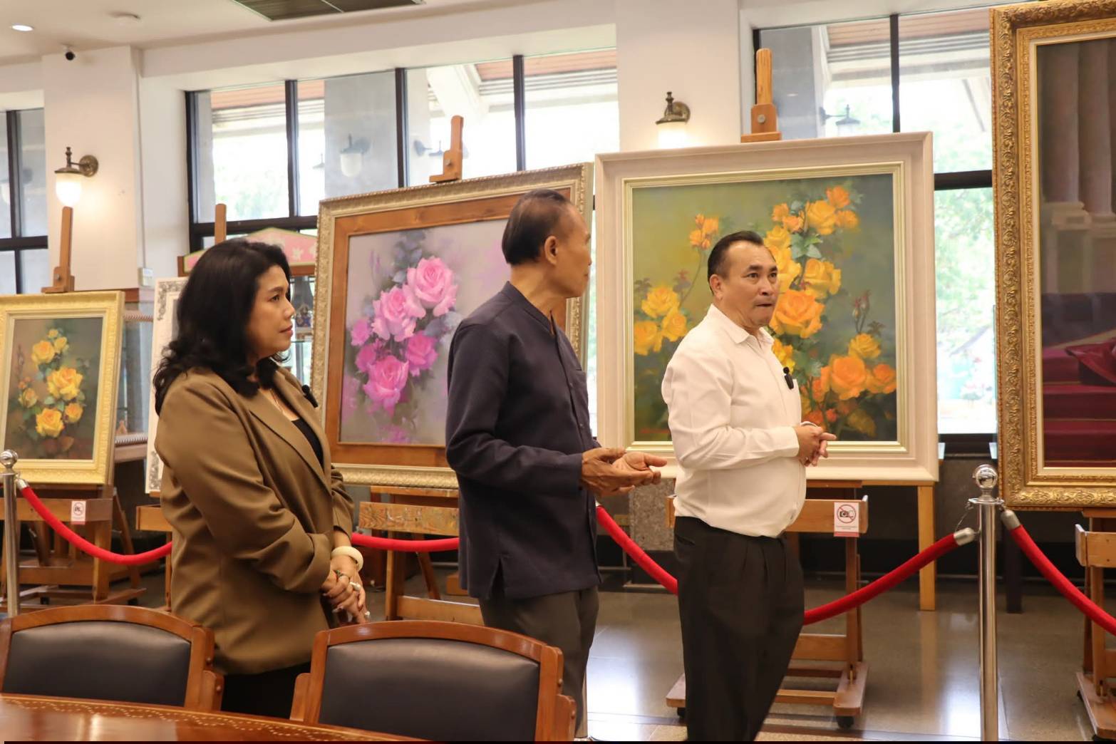 title - นายอำเภอบางไทร และคณะผู้บริหารท้องถิ่น ลงพื้นที่เยี่ยมชมสถานที่ภายใน ศูนย์ส่งเสริมและพัฒนาอาชีพเสริมนอกภาคการเกษตร (ศูนย์ศิลปาชีพบางไทรฯ (เดิม)) และแผนกฝึกอบรมทั้ง 12 แผนก